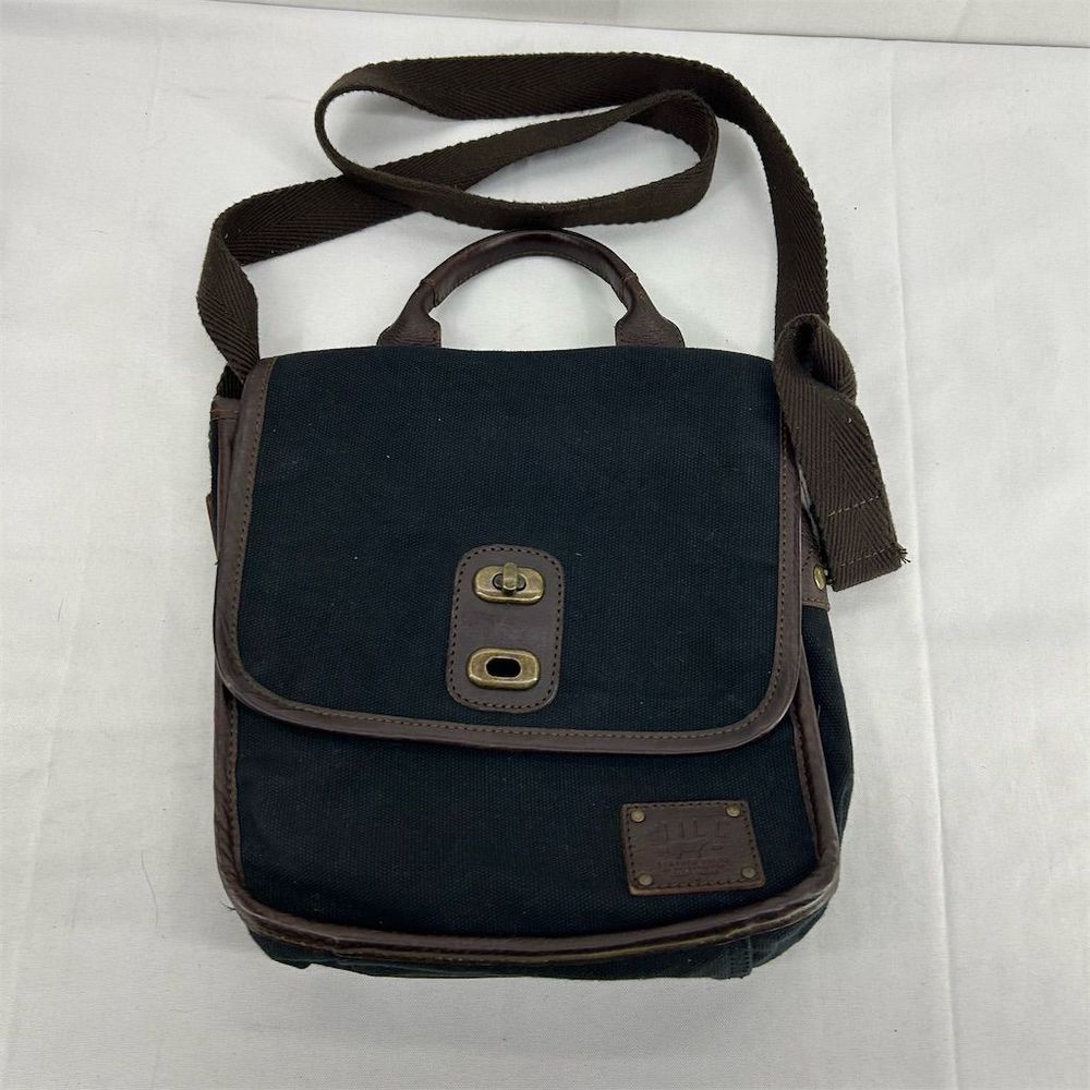 Will Leather Goods Black and Brown Messenger Bag